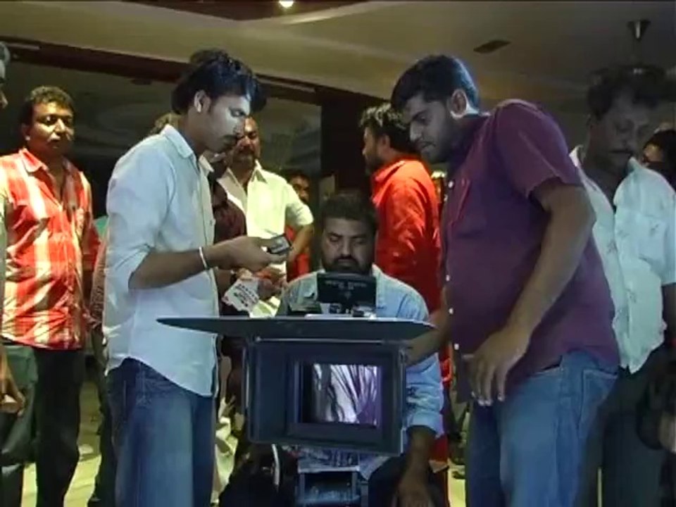 SAI KUMAR in Evariki Evaru Movie
