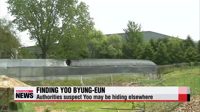 Prosecutors enter religious compound in search of sunken ferry owner