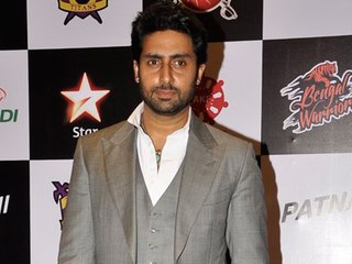 Abhishek unveils the logo of his Kabaddi Team