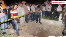Cizre'de Yeni Kazılan Mezarda Battaniyeye Sarılı Ceset Çıktı