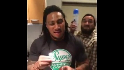Ma'a Nonu entarté par Piri Weepu