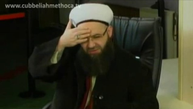 Cübbeli Ahmet Hoca - Sarık Alnın Secde Etmesini Engellerse.mp4