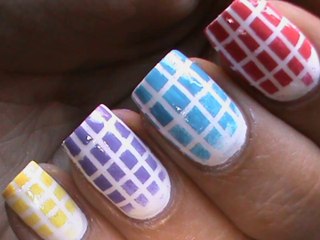 Checkered Ombre Nail Polish Designs