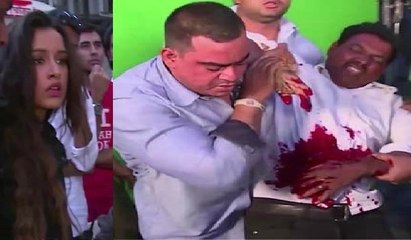 Ek Villain | Shraddha Kapoor Stabs Stunt Man While Shooting!