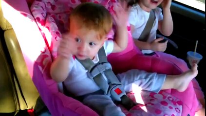 Uyuyan çocuk gangnam style`i duyunca