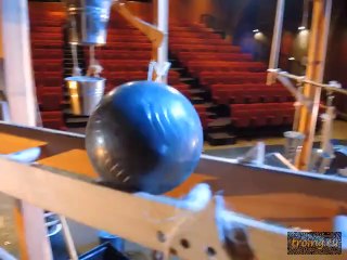 Léonard machine ball hook e1u