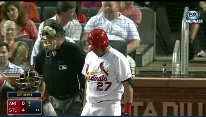 Wainwright Tosses One-Hitter