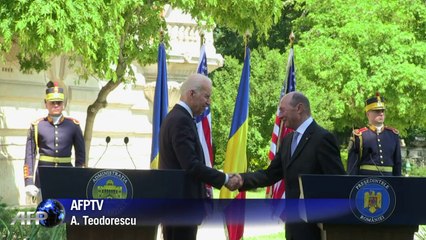 Biden menace la Russie de nouvelles sanctions