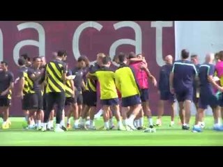 Barcellona, UFFICIALE: Piquè rinnova fino al 2019