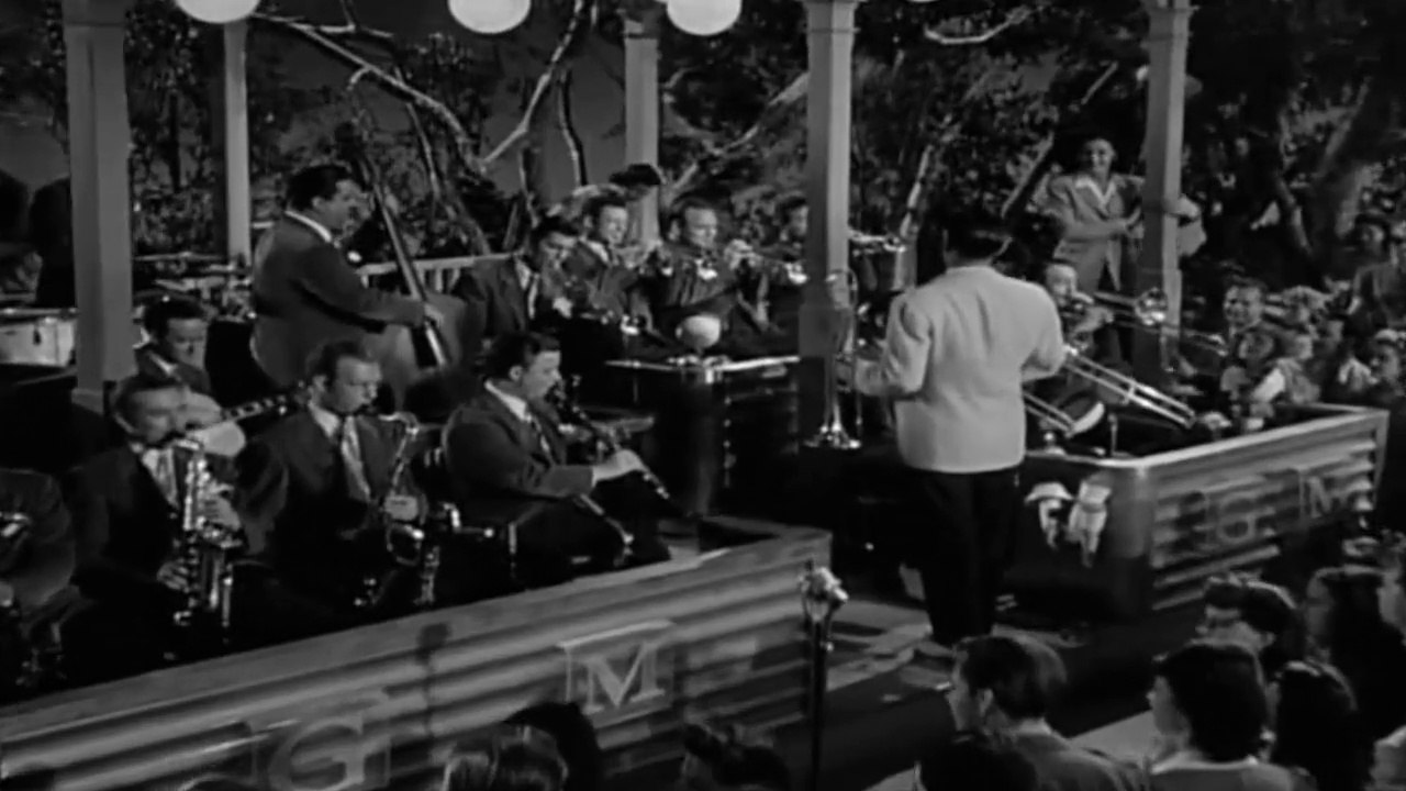 Glen Miller 1942 At Last