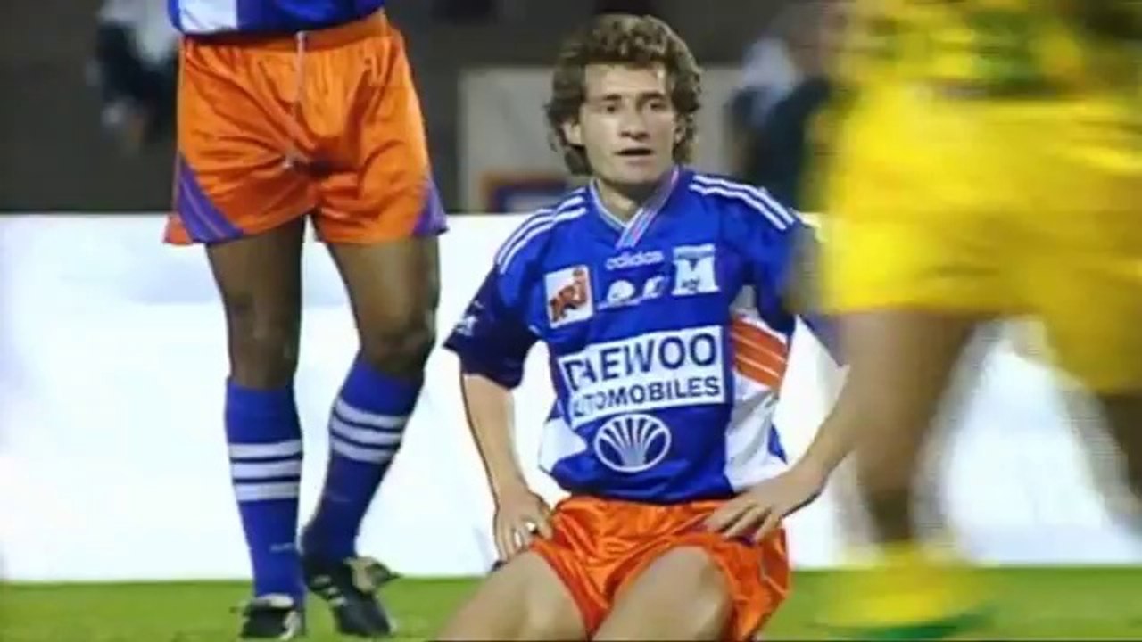 nhan dinh bong da Những pha đốt lưới nhà kì lạ nhất- soikeo.vn