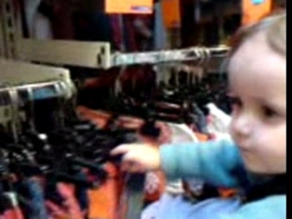 BéBé QUI FAIT SOLDE20-01-07