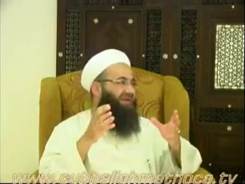 Cübbeli Ahmet Hoca - Makineli Tavuk Kesimi Caiz mi, Satın Alınan Hazır Tavuklar Helal mi.mp4