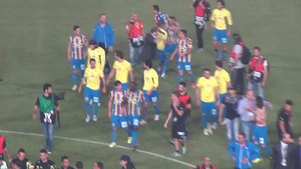 Τρελά πανηγύρια με το τέλος του αγώνα (2)