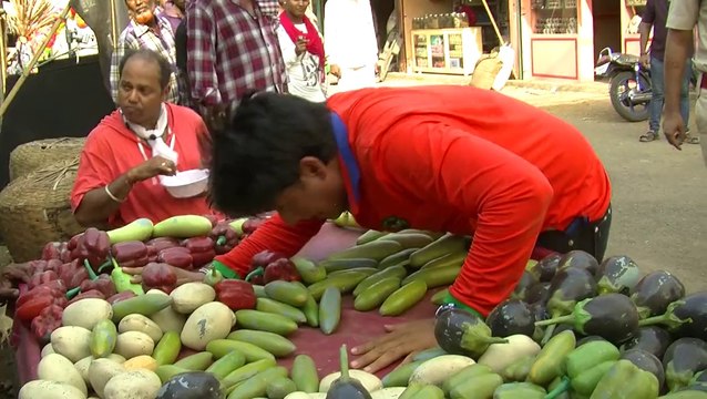On The Set Of Pyar Vali Love Story - Latest Marathi Movie - Sai Tamhankar, Swapnil Joshi!