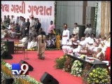Anandiben Patel takes oath as a first woman CM of Gujarat - Tv9 Gujarati
