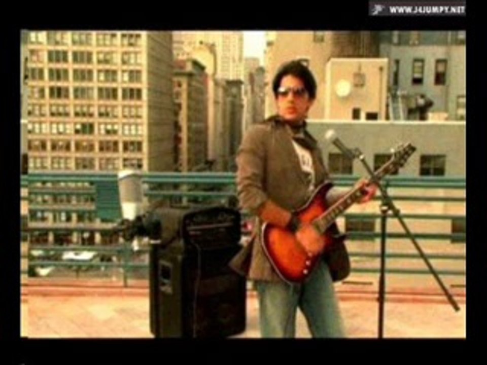 To Lao Guitar..