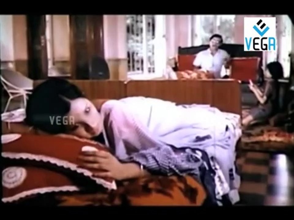 Manmadha leelai Movie Comedy Scene -11