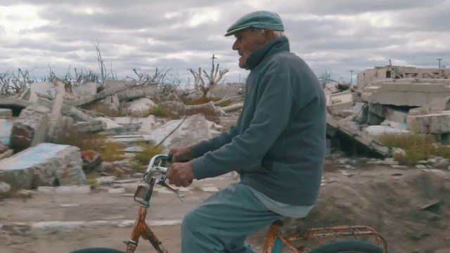 Danny MacAskills in an abandoned city: Epecuén - Trailer!