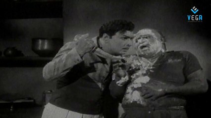 Kalangarai Vilakkam Movie Action Scene -2