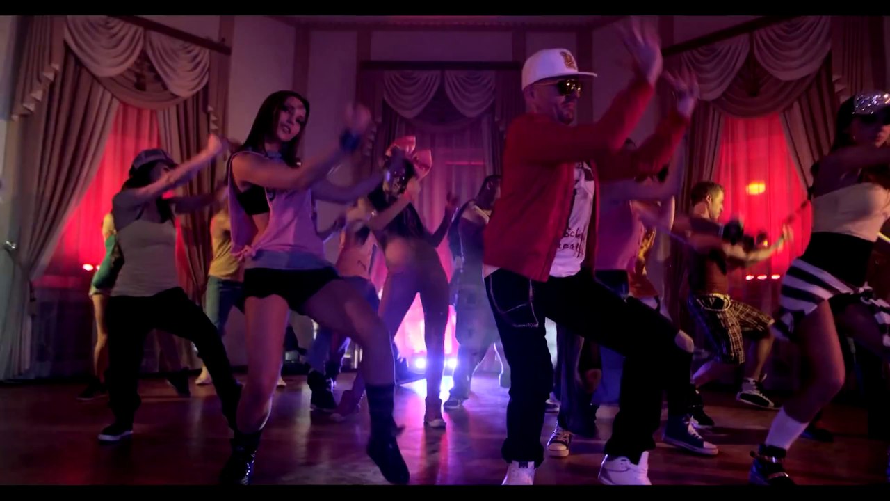 ANDREA - CHUPA SONG (Chupacabra) ft COSTI - Official Video HD