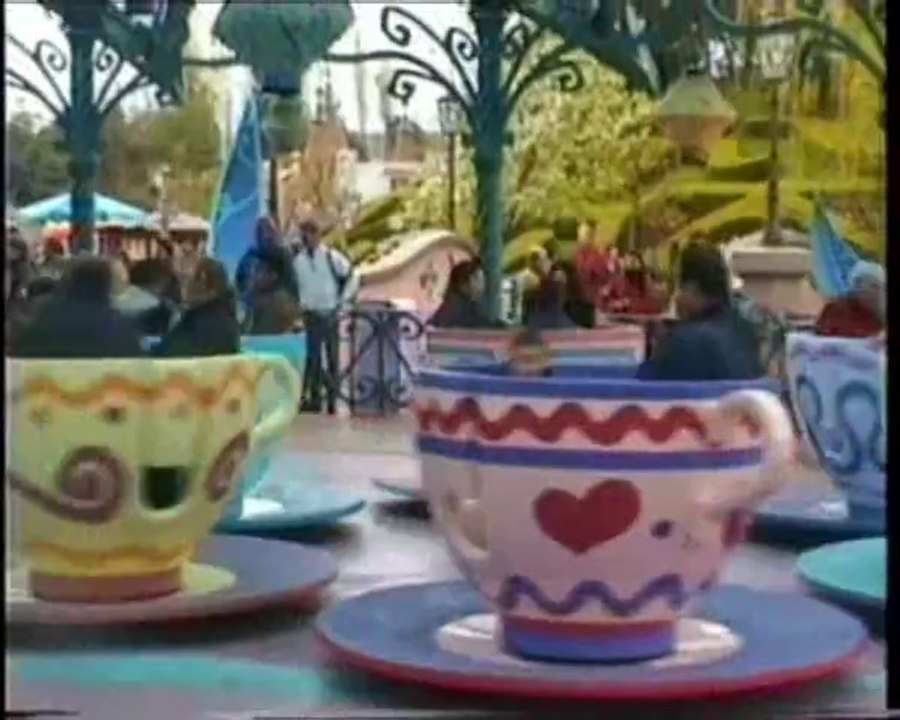 mad hatter's tea cups