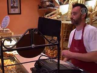 Автомат продаёт багеты французам 24 часа в сутки