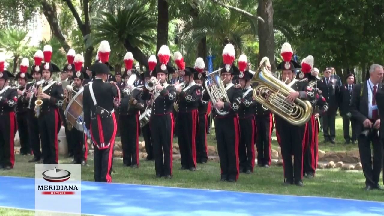 Carabinieri, inaugurato monumento per il bicentenario dell’Arma