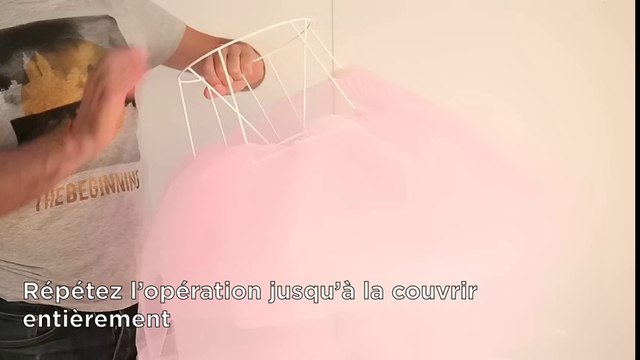 Une suspension tutu pour la chambre des petites filles