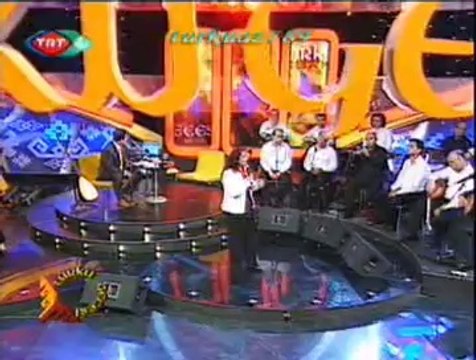 Sabahat AKKİRAZ-Gücenmiş Sevdiğim Uykuya Yatmış