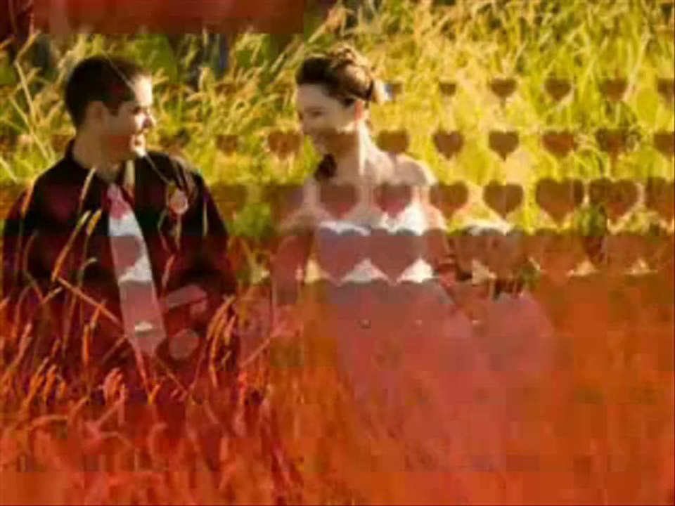 ISHQ MEIN LUT GAEY LAKHON DEWANEY ISHQ MEIN LUTEY KHAZANEY