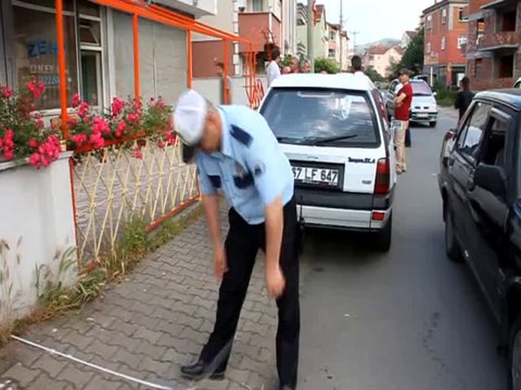 KAZA YAPAN SÜRÜCÜ HÜNGÜR HÜNGÜR AĞLADI