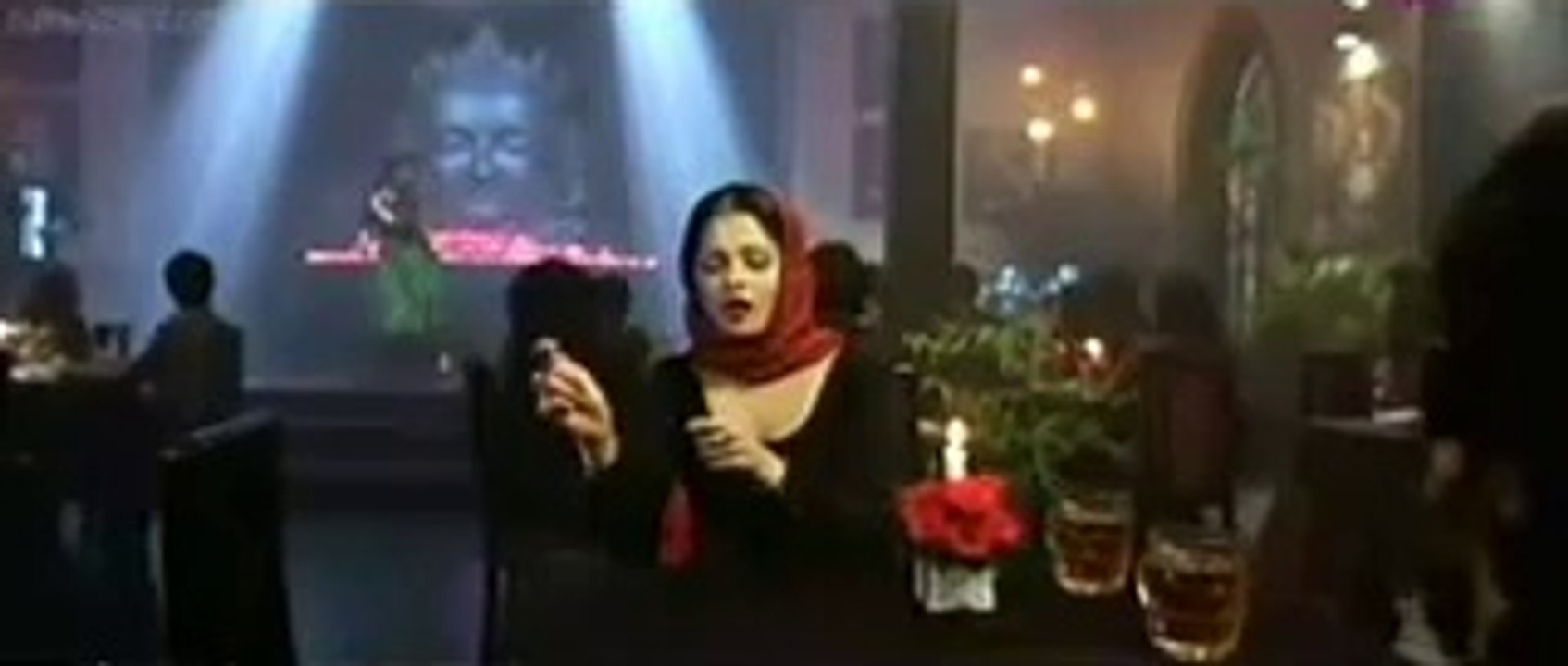 Uri neendain ankhon sy
