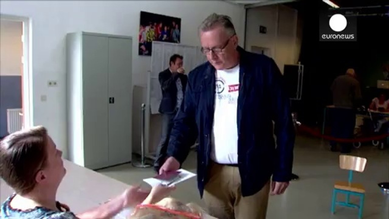 Wilders' anti-EU party pushed to fourth place in Netherlands exit polls