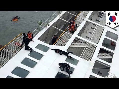 South Korea ferry disaster: transcripts show evacuation panic as divers extract more bodies