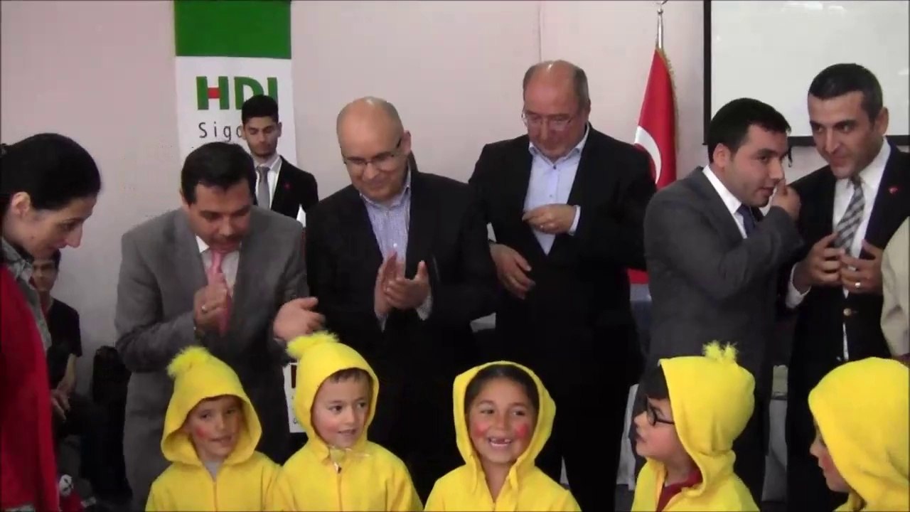 PAZARYERİ MESLEK YÜKSEK OKULUNDA "BİR ÇANTA DOLUSU UMUT"PROJESİ ETKİNLİĞİ(İBRAHİM ÖZTOSUN)