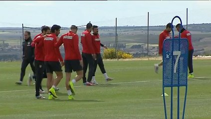Diego Costa y Arda se reincorporan al trabajo con el grupo