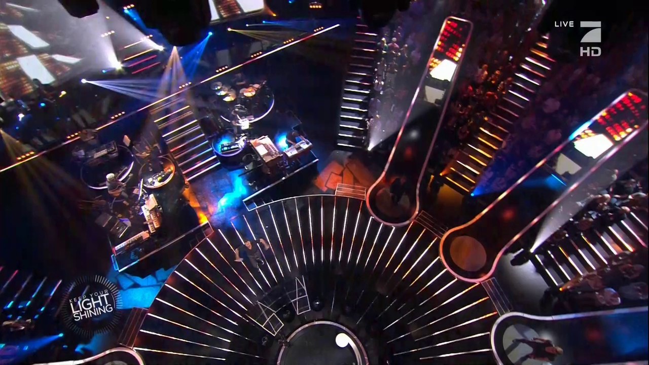 Ricky Martin - Vida (Keep Your Light Shining - ProSieben HD 2014 may22)