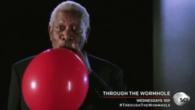 Quand Morgan Freeman prend de l'Helium