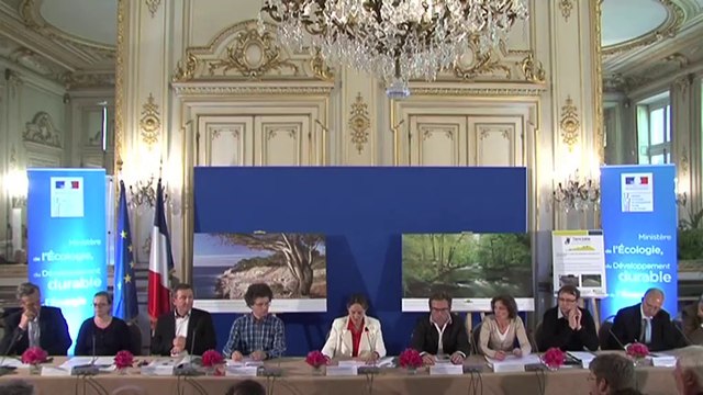 Mme Ségolène Royal lance la dynamique « Terre saine, communes sans pesticides »