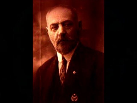 Kalbimin levhinde ancak kamet-i yâr elfi var... Elif Ömürlü Uyar