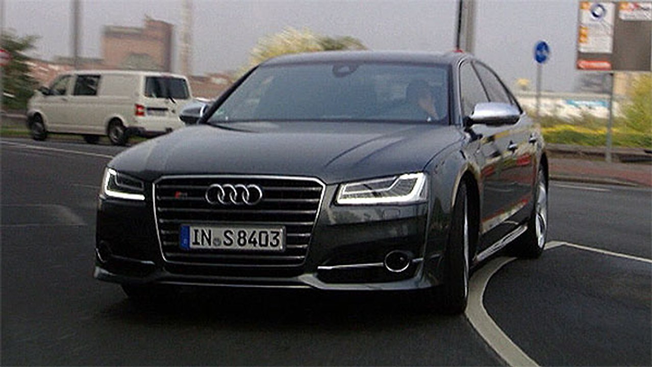 Audi S 8