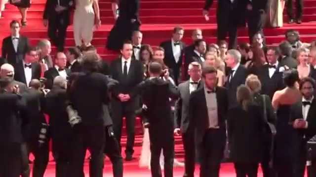 Robert Pattinson leaving the Grand Theatre LUMIERE MTTS Cannes Premiere #2