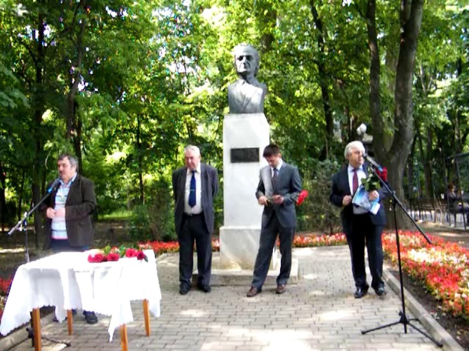 STEAUA GRIGORE VIERU (STEAUA DE VINERI), Dar oferit de Parintele Ioan Ciuntu, poetului, Daniel Corbu