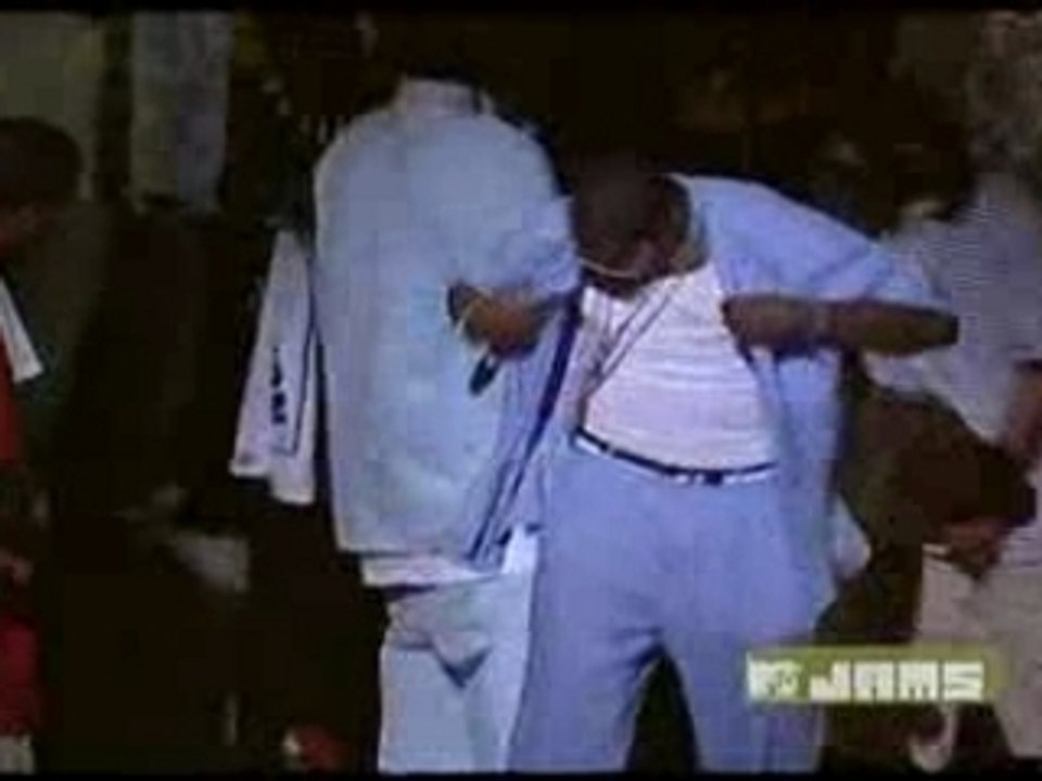 Rick_Ross-Young_Dro_-_Hustlin-Shoulder_