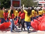 Makedonya'da 'Yarasa Opereti' Eşliğinde Mezuniyet Dansı