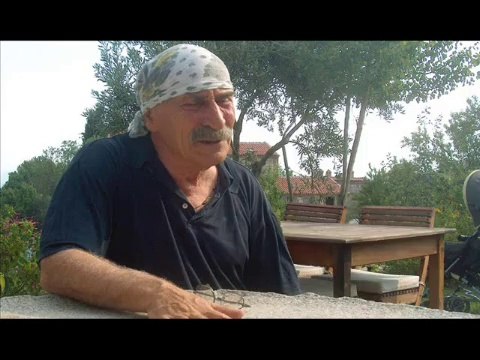 Tuncel Kurtiz - Saat On İkiyi Beş Geçiyordu