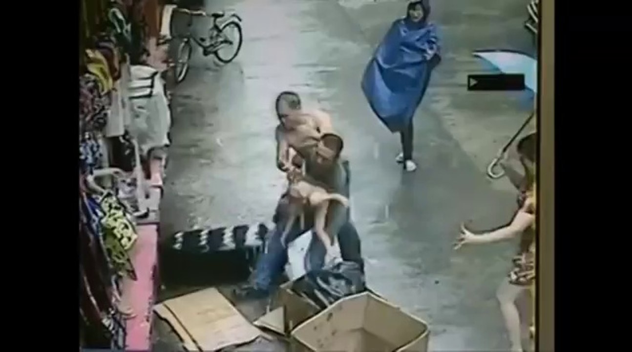 apanhou o bebe