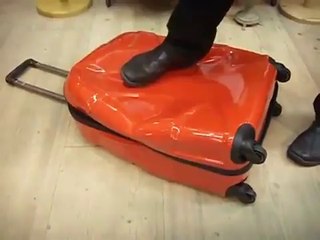 TITAN X2 FLASH Trolley aus 100% Polycarbonate by www.valiz24.com Alman üretimi valiz bavul seyahat çantası