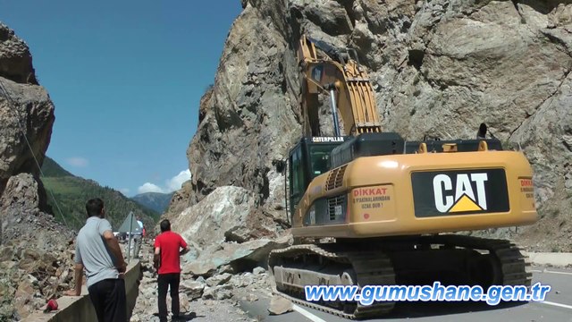 Gümüşhane-Tirebolu Karayolu Ulaşıma Kapandı